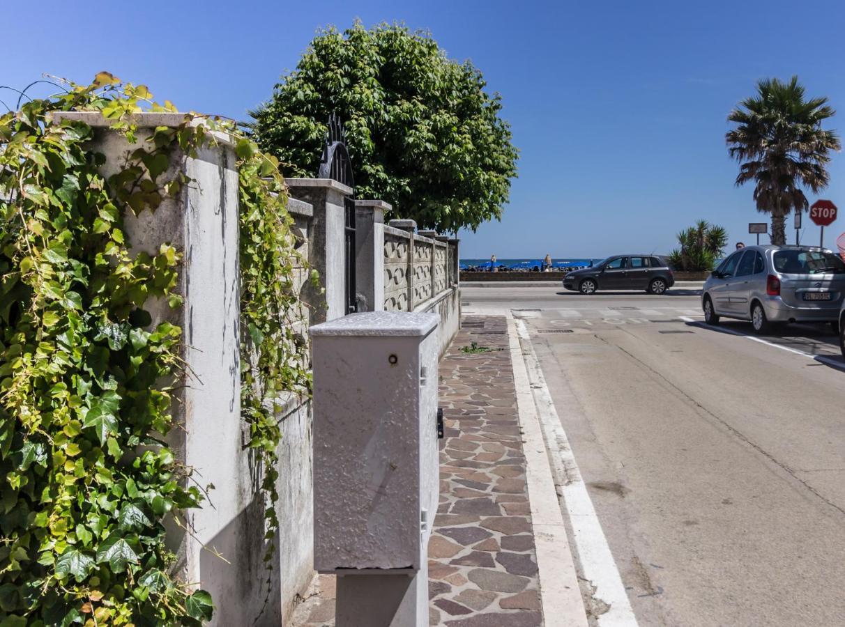 Apartament Sovramare Francavilla Al Mare Zewnętrze zdjęcie